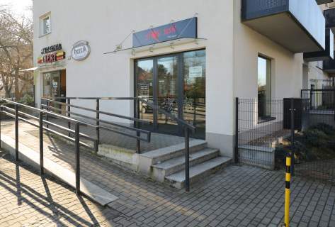Lokal 37m2 z witryną na główną ulicę - Sołtysowice