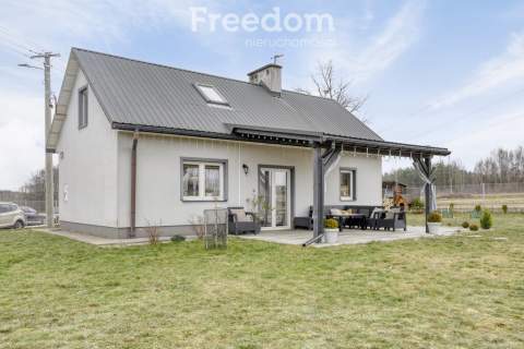 Dom przy lesie na 14 a spokojna Rakszawa