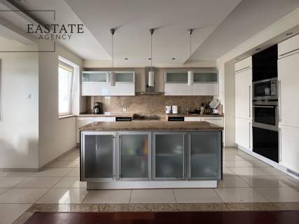 Przestronny apartament 2 łazienki Balkon