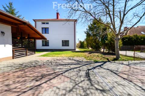 Dom 180 m2, garaż, 8ar, spokojna okolica