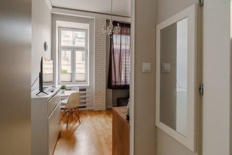 Mielczarskiego 16, studio przy Manufakturze