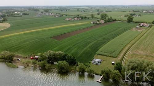 Działka z dostępem do linii brzegowej