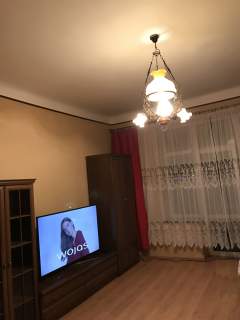 Do sprzedania piętro w kamienicy.