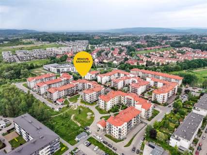 2 pok oddzielne 48m2 z garazem