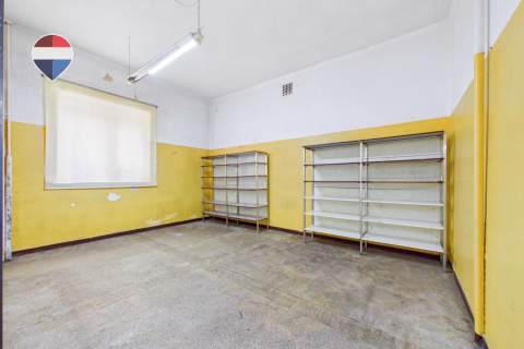 Na wynajem lokal handlowo-usługowy 125 m