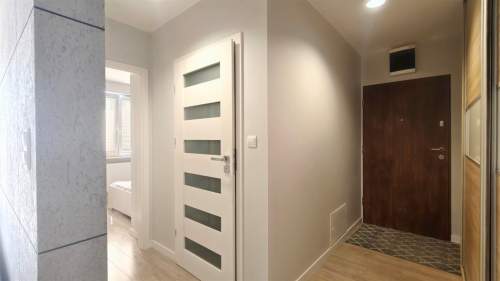 M2, 38 m2., piwnica balkon Zbrowskiego, parking