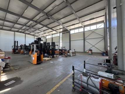 Magazyn 1200 m2 biuro 580 m2 rampa Puławska Warszawa