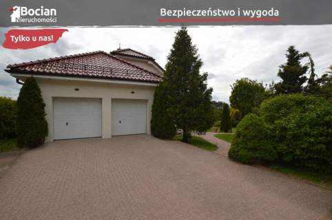 Willa pod lasem Duży ogród Niedaleko Gdyni 