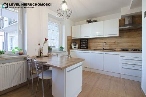 Dwupoziomowe mieszkanie starówka