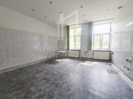 ATRAKCYJNY LOKAL UŻYTKOWY W CENTRUM JASŁA - 42 M2, PARTER