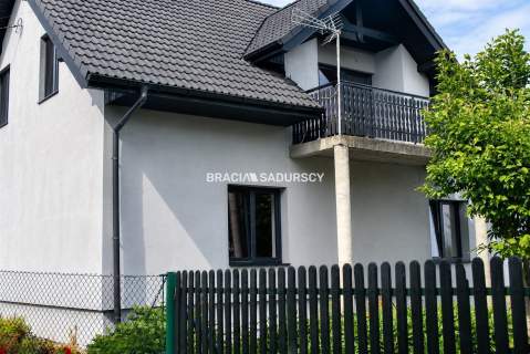Dwurodzinny dom w Cichawie gm, Gdów
