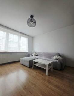 DWUPOKOJOWE Z BALKONEM PRZY PARKU LOTNIKÓW - 50 M2