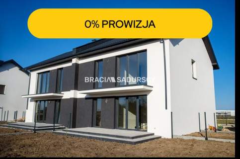 4 pok 68m2 /balko/ogródek/ 2 m.postojowe