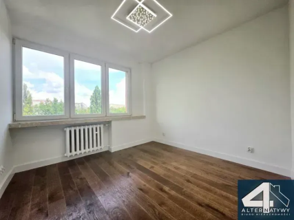 2 pokoje z balkonem po remoncie