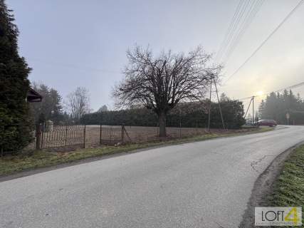 Drewniany dom z duszą na 17-arowej działce