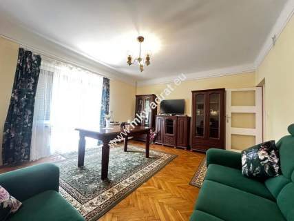 Wolnostojący dom na działce 1140 m2 Brwinów