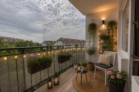 Wysoki standard, dobry rozkład Balkon, piwnica