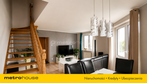 Dwupoziomowe 4 pokoje balkon ostatnie piętro
