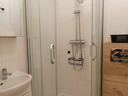 Duża kawalerka balkon, komórka, mp- Zwierzyniecka