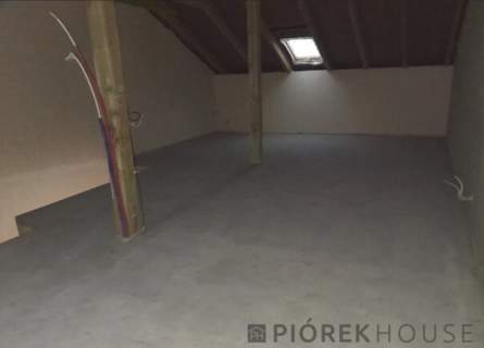 5-pokojowe mieszkanie w Markach