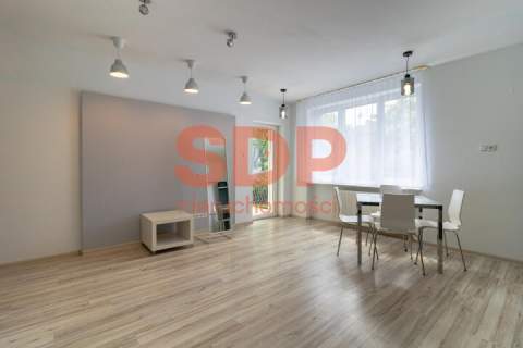 42 m2 2 pokoje Aneks Balkon loggia z widokiem na zieleń