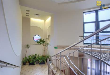 Lokal w centum handlowym w Estakadzie 55 m2