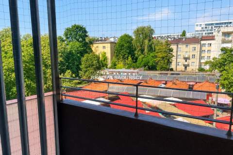 Lea, Krowodrza, 2 pokoje, balkon, ostatnie pietro