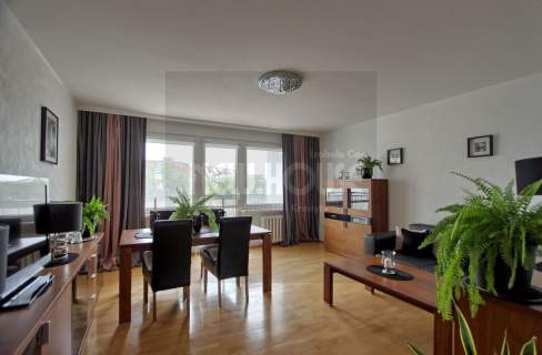 Wysoki standard, dobry rozkład Balkon, piwnica