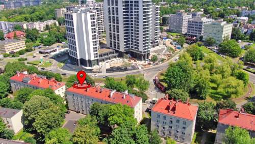 Koszutka 3 pokoje zieleń za oknem