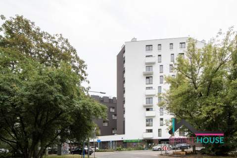 Kawalerka z wyposażeniem, wolna od września 