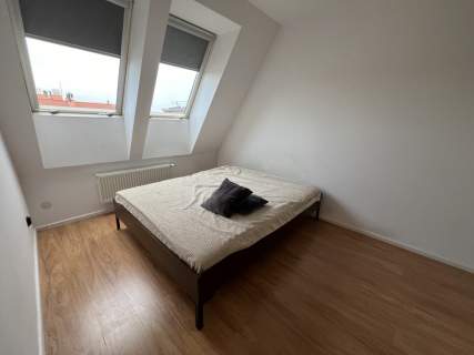 Do wynajęcia dwupoziomowe mieszkanie z balkonem 