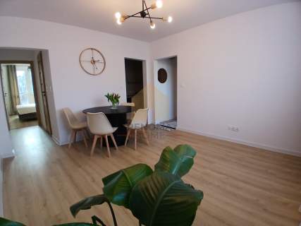 Komfortowe 3 pokoje po remoncie balkon