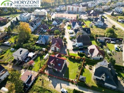 Piękny dom z ogrodem w centrum Żukowa