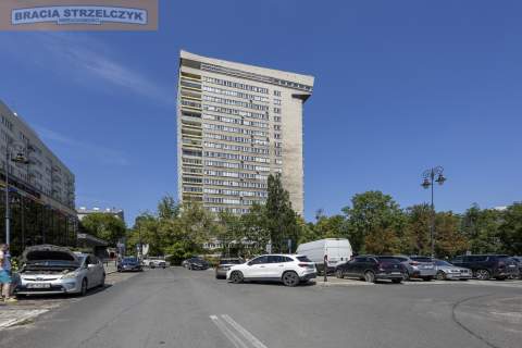 1 pokojowe mieszkanie z balkonem, ul. Smolna