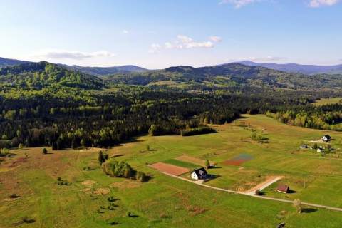 Widokowa działka w Beskidach