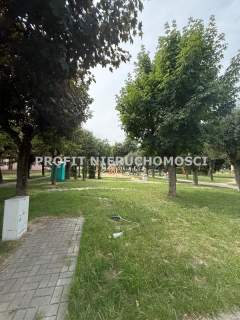 Nowoczesne mieszkanie z balkonem i wyposażeniem