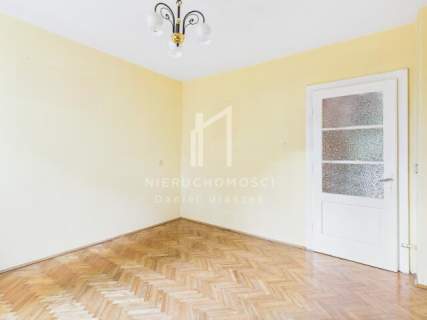 DOM 110M2- KROSNO-UL WIEJSKA- DZIAŁKA 8.20 AR