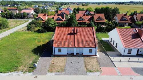 Nowy etap - przestronny dom w stanie deweloperskim