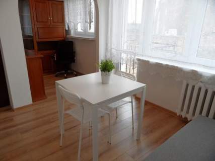 Kawalerka z balkonem blisko metra-11 Listopada 40