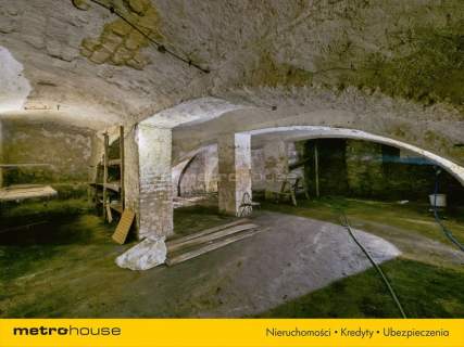 Przypałacowy folwark w Zagrodnie na 1,5 ha gruntu