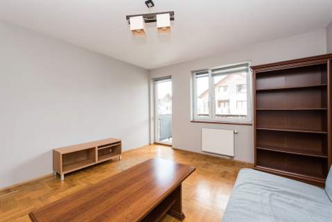 Zadbane, balkon, nowe budownictwo