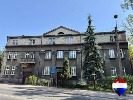 Przestronne mieszkanie w przedwojennej kamienicy