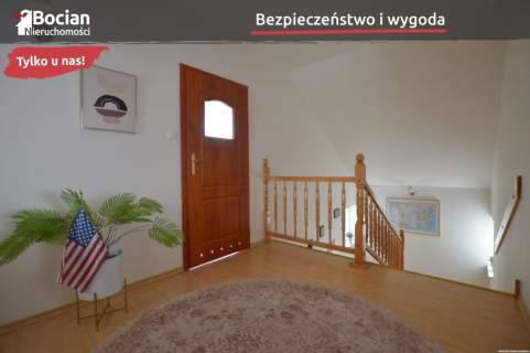 Willa pod lasem Duży ogród Niedaleko Gdyni 