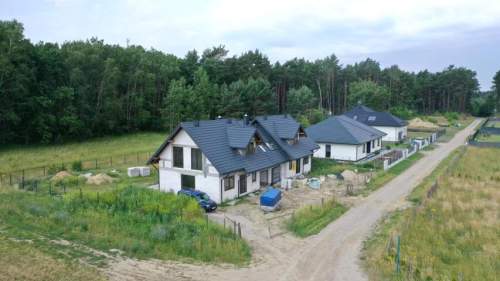 Wysokiej jakości dom w Dzbeninie pod lasem