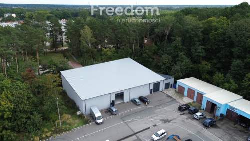 Na wynajem hala magazynowa 740m2 - PIONKI