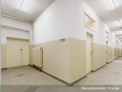 Kompleks budynków pod różnorodne usługi