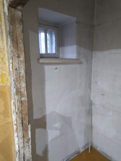 Kawalerka 33,60m2piwnica, działka, komórka i strych