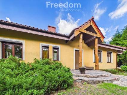 Piękny i przytulny dom na jeziorem
