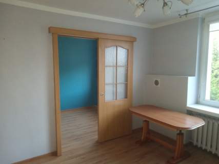 Mieszkanie do wynajęcia w bloku z miejscem parkingowym