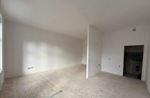 BONEROWSKA - 2 POKOJE - KUCHNIA - PIWNICA - 40 M2